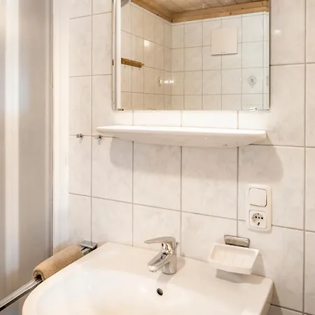 Stillinghof 살펠덴암스타이너르넨미어